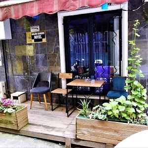 Galatagreenapplehotel Отель