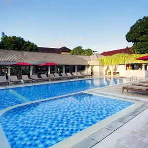 https://dewi-sri-hotel.ubudhotelsnow.com