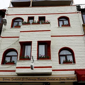 Pensión Ararat, Estambul